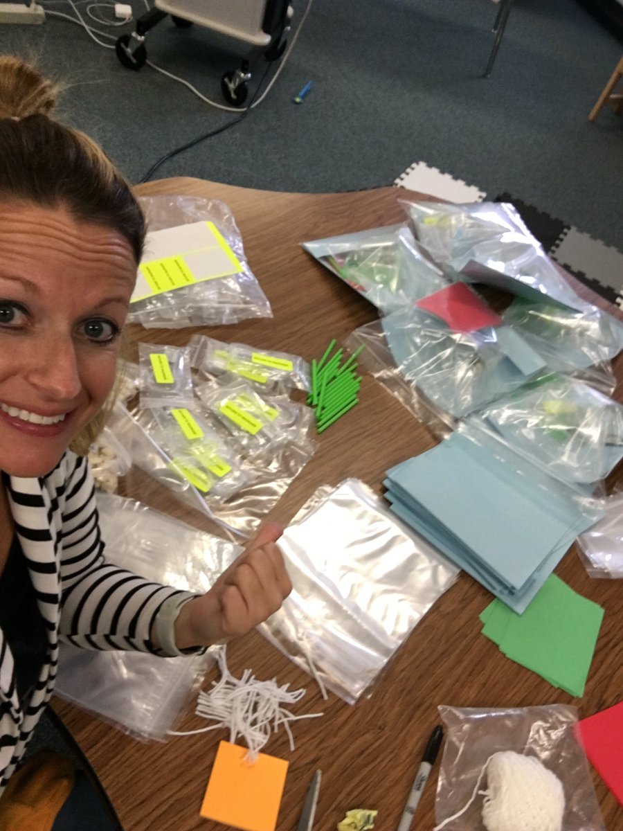 HaugRosalyn's tweet photo. Today we are putting together our science kits for all our virtual Kinder kiddos!! Thanks #1LISD for providing supplies for these kids so Science can come to life for them also!! #exploringplants #kinder #virtual https://t.co/pTWAE0UAoc