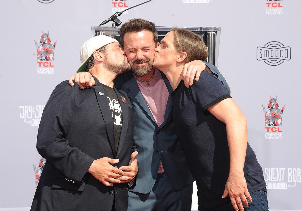 ChineseTheatres's tweet photo. .@ThatKevinSmith and @JayMewes put their imprints in cement one year ago today! https://t.co/hJWv2UIFcJ