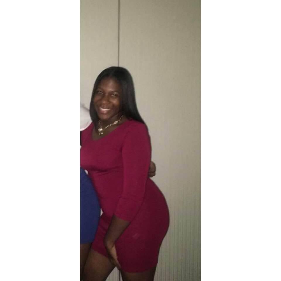 no_censor9's tweet image. Stacked, I’d go back to this &amp;amp; start waist training. #TeamNoStomach , cakes servin birthday! 😏🥳 I looked like this til I was a DV victim, then I ate my feelings for a long time. I’m a size 11 rn I was a 9 in these. So yeah, without a tummy this my actual body shape 🤷🏾‍♀️😂🤤💪🏾