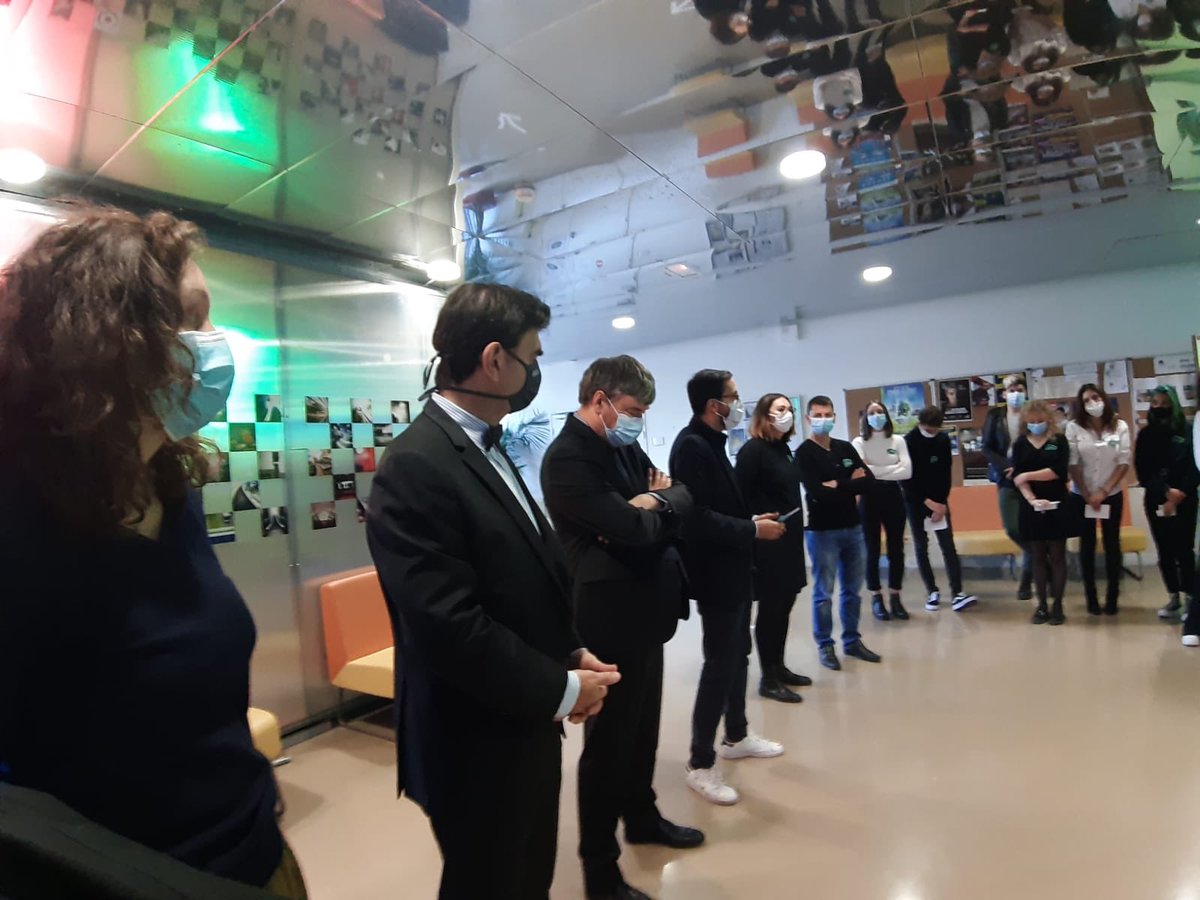 MZeghouf's tweet image. A @ENSIIE pour le vernissage de l’expo « Evry, mon amour », fruit de plusieurs semaines de travail des étudiants en 1e année de Diplôme National des Métiers d’Art et du Design du lycée Brassens @VilledEvryCourc. Un œil neuf, jeune, exigeant sur notre (beau) territoire. Bravo !