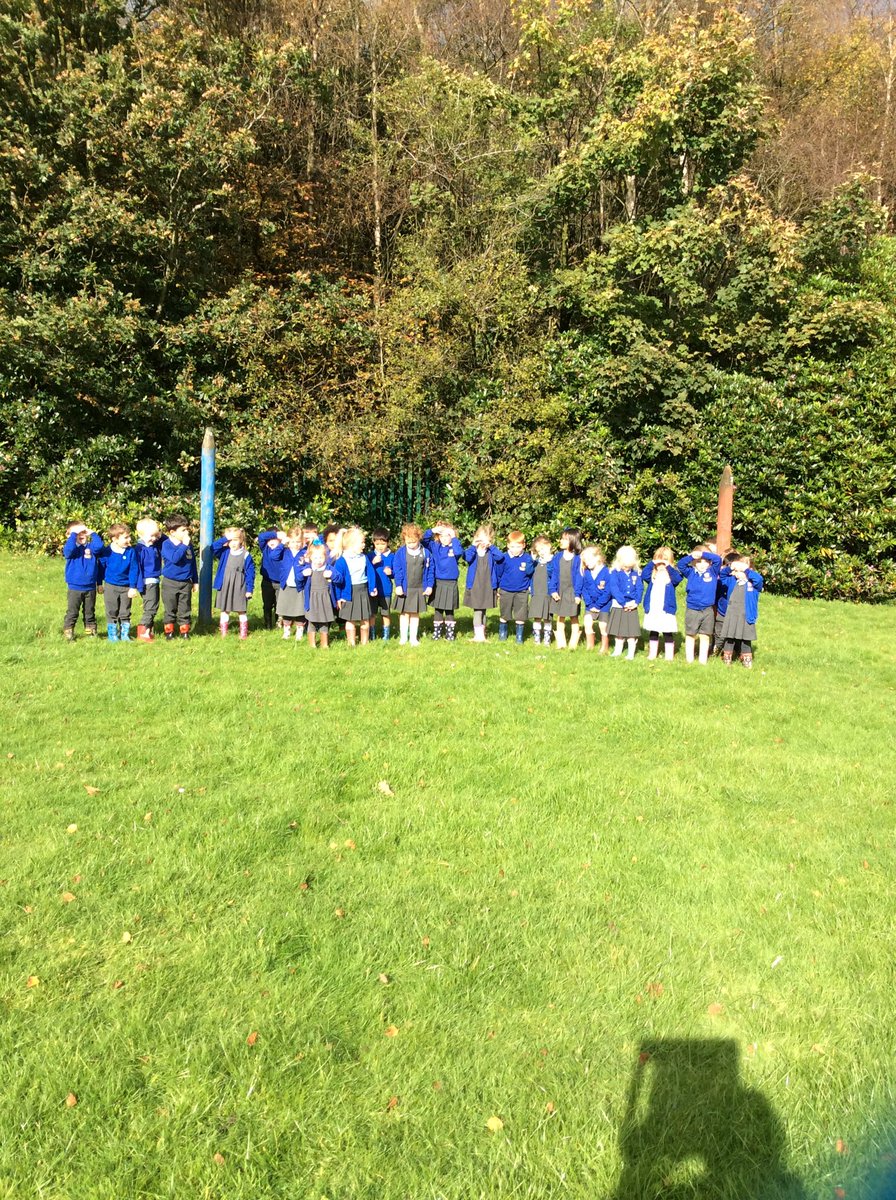 Reception decided to make the most of the Autumn sunshine today.  We put on our wellies and had lots of fun playing ‘What Time is it Mr Wolf’, ‘Hide And Seek’ and some running races! We all used up plenty of energy!