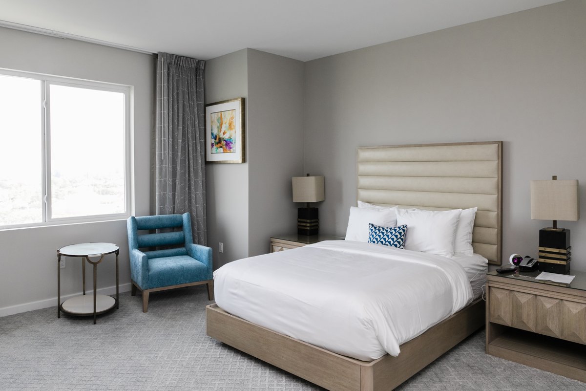 The Karol Hotel Twitter