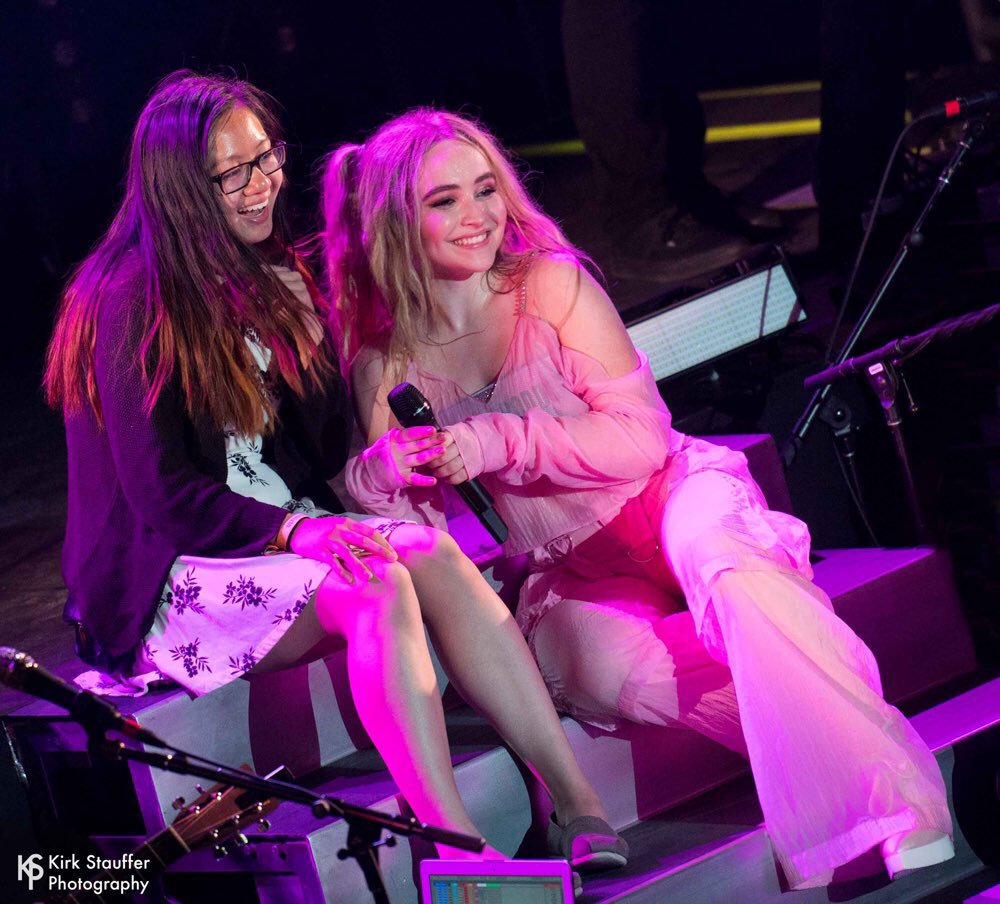sabrina carpenter fans, press the door to go home..._______|       ||       ||     ° ||       |-———-