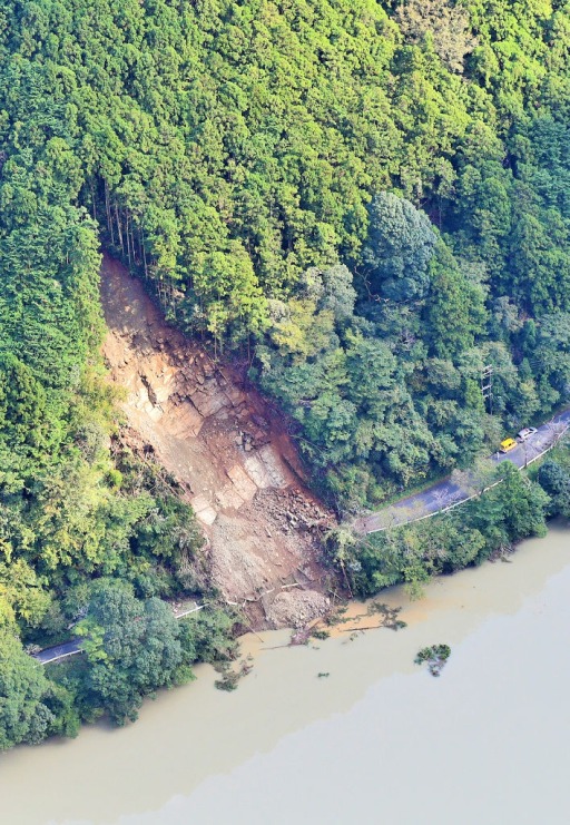 静岡県ニュース 浜松 天竜区で土砂崩れ 県道通行止め 復