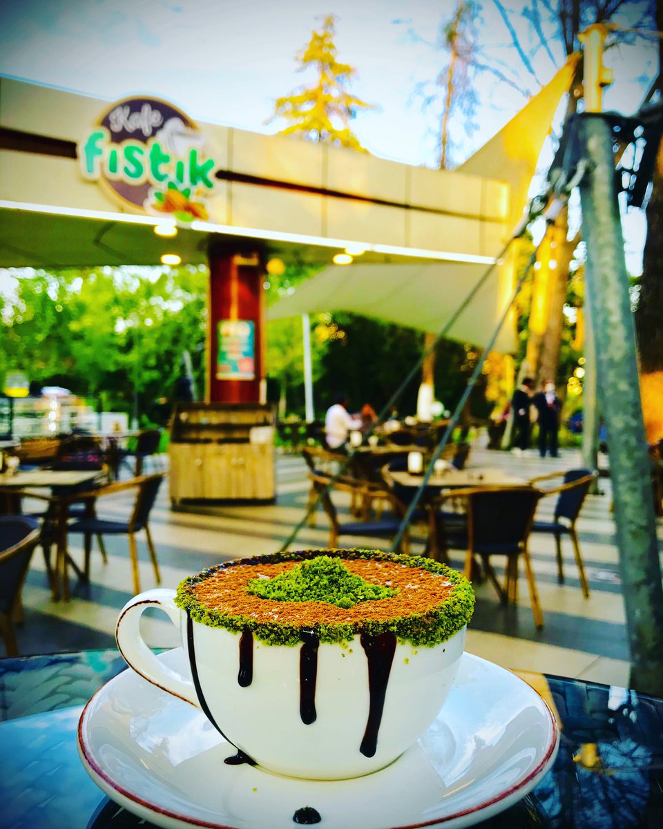 İçinizi ısıtacak yoğun ve lezzetli aromasıyla Fıstıklı Sahlep keyfi için adres Fıstık Kafe ☺️

🌳Yemyeşil doğanın ve fıstık ağaçlarının arasında sizleri ağırlamaktan mutluluk duyacağız...

📍(Fıstık park içi )Binevler üniversite bulvarı No:14
<a href="/Gasmekgaziantep/">GASMEK Gaziantep</a> 
<a href="/MABDULLAHAKSOY/">Dr. M.ABDULLAH AKSOY</a>