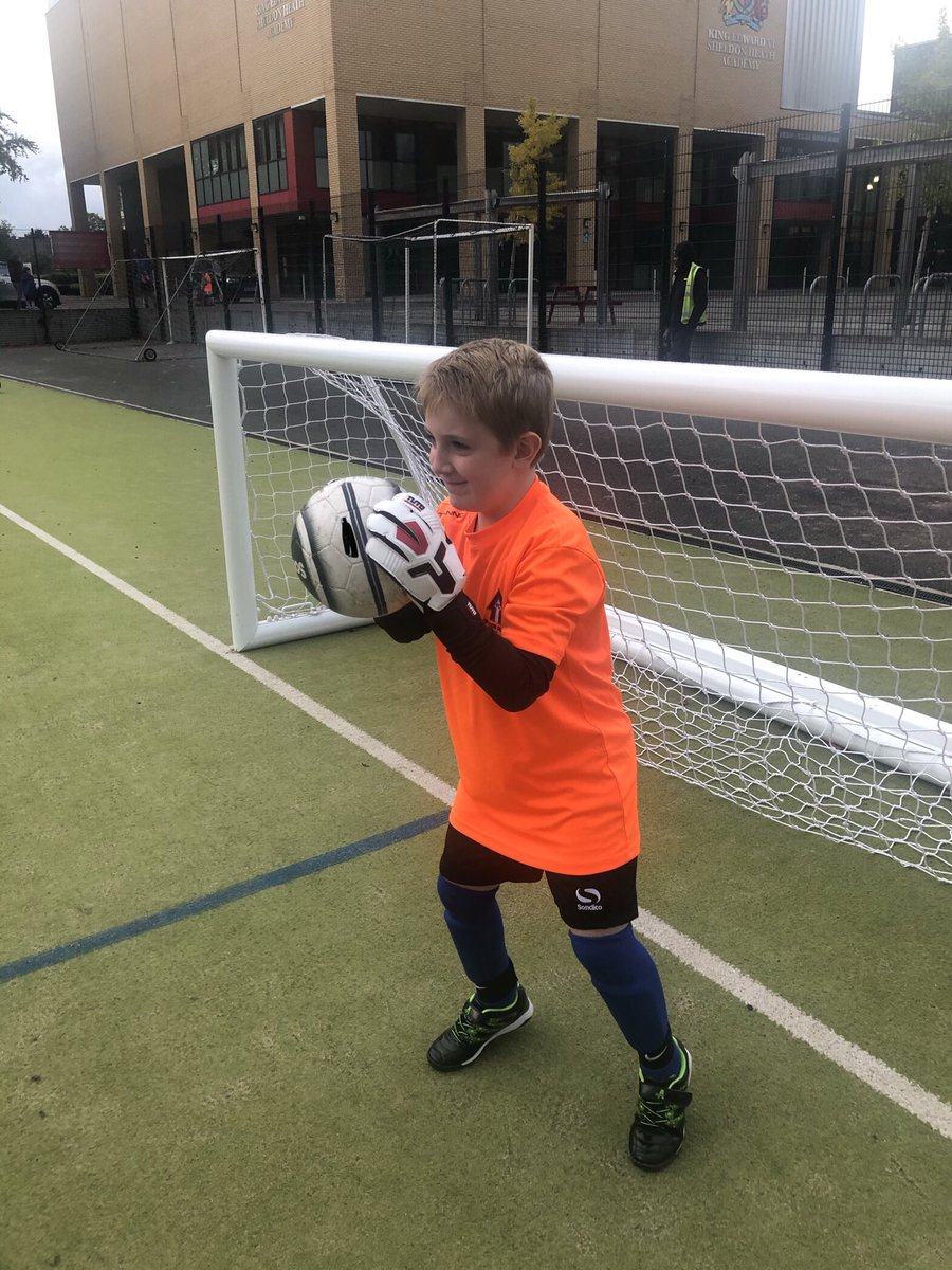 Steven Lander tweet media