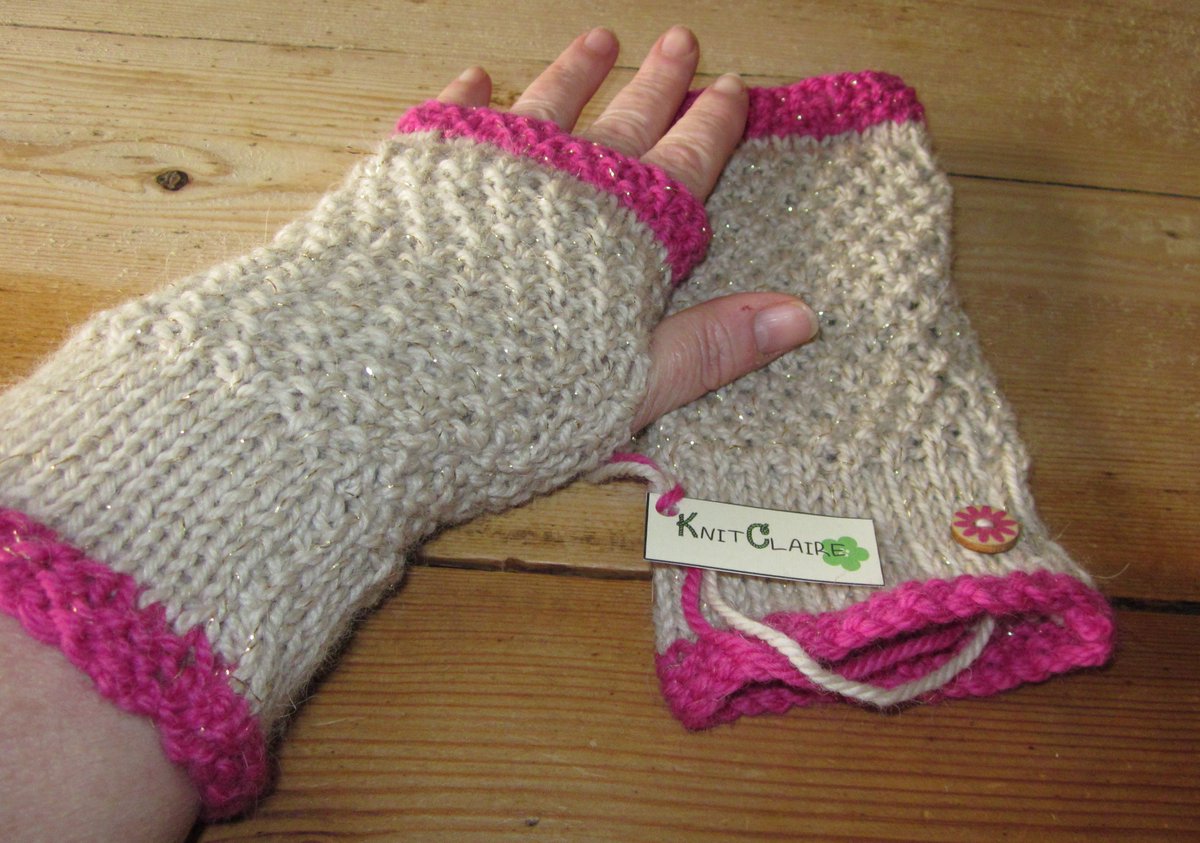 TropicClaraLou's tweet photo. #Christmaslist tick, @KnitClaire #etsyshop tick #fabnetworking tick - Hope you have all had a great day #womaninbizhour #inbizhour
https://t.co/JXVj8pa6kK https://t.co/hHriWlYhIo