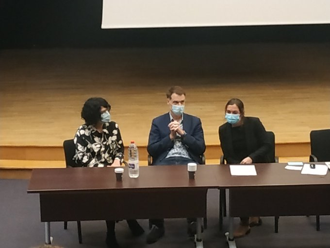 StephaneLastere's tweet photo. #EGNTNA États Généraux du Numérique à #Angouleme Lycée #MargueriteDeValois @dsden16 @canope_16
Présentation de l'#ENT @ONE_ecole
par @NifouGoguez
(@ERNum16
) #CelinaGeoffroy directrice et #RonanMevellec #ATD16
Organisation, formation et expérimentation https://t.co/2b2Aug097O