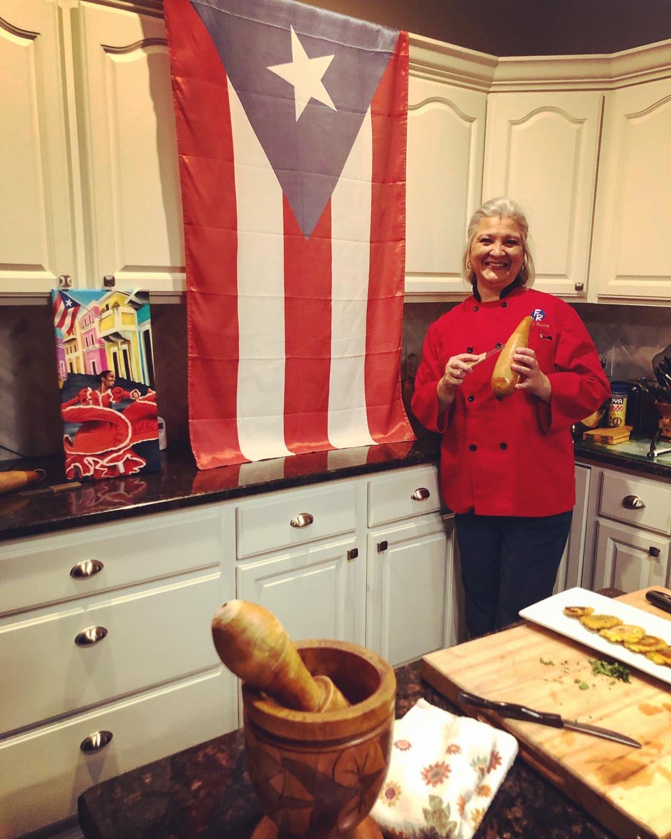 freshly_rooted's tweet photo. We had a great time celebrating Hispanic Heritage Month last night in partnership with @cle_state and @csuinclusivity 

Good Food + Good Music + Great People! 

Our Co-Founder &amp; Chef Ramos did a live cooking demo from our Puerto Rican Culture! 

#hispanicheritagemonth https://t.co/pcwlX0AHeL
