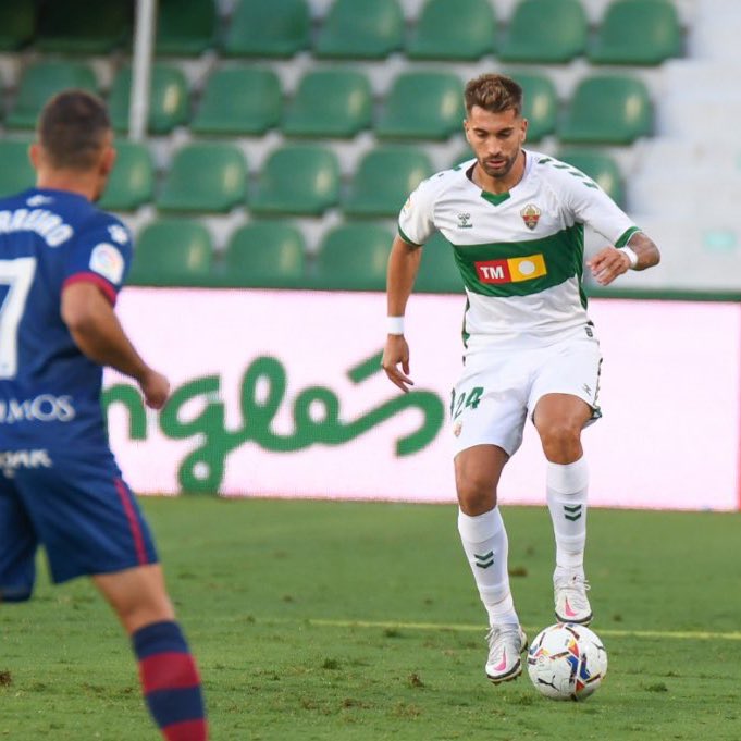 elchecf's tweet photo. 🟢⚪️ @5josema5 2️⃣0️⃣2️⃣3️⃣

📈 Crecemos 𝗷𝘂𝗻𝘁𝗼𝘀 🔝

#MuchoElche 💚 https://t.co/Hv1Ks1PCQ7