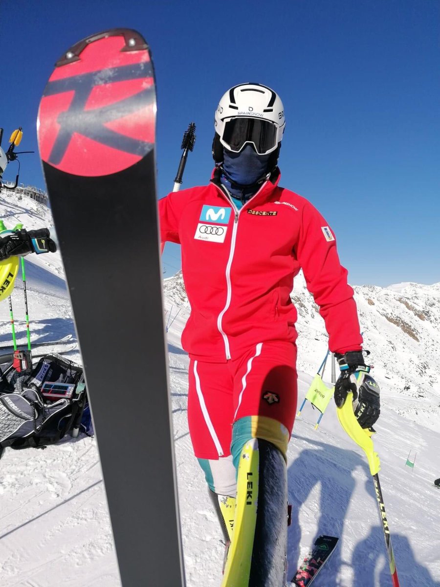 Aquí hay tomate 🍅🍅🍅
•
•
Ropa muy 🔝👌 @RFEDInv <a href="/DescenteSki/">DESCENTE LTD.</a> #gracias