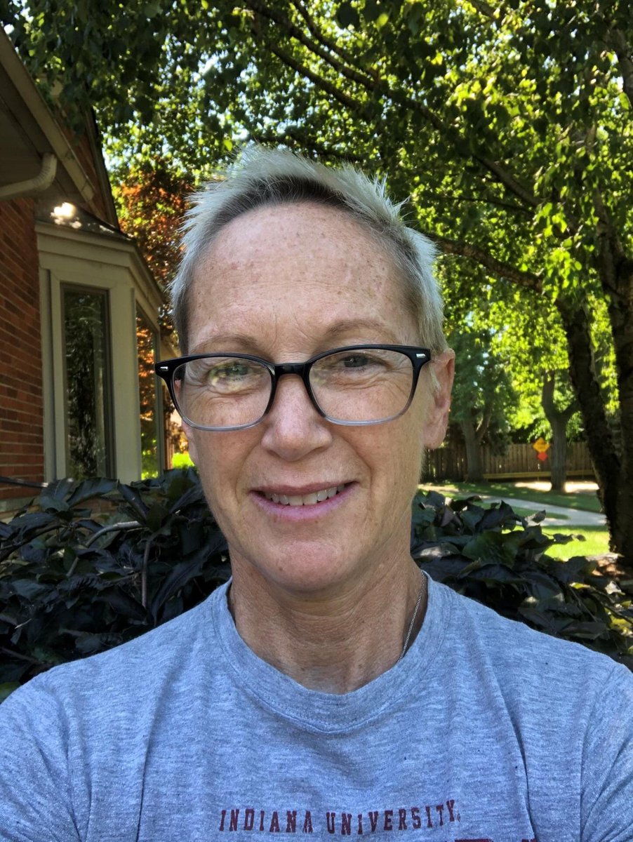 CustomHH's tweet photo. October is National Physical Therapy Month and we are celebrating our awesome physical therapists. Heidi has been a PT for 27 years and is one of the fabulous members of the Custom PT team! Thank you, Heidi!
#CustomCares
#CustomPTs
#NationalPTMonth
#PhysicalTherapyMonth https://t.co/qdzKlddqFa