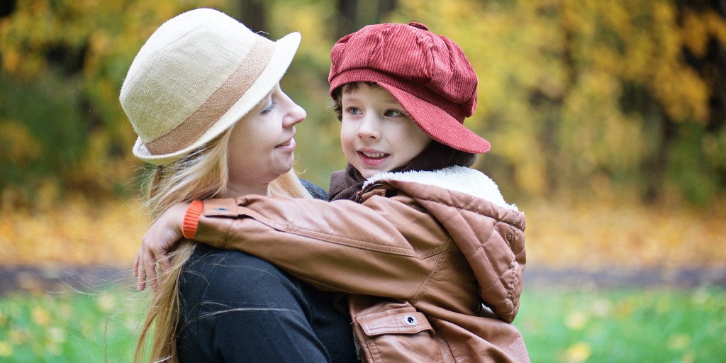 TurfMutt's tweet photo. Many families are walking outside together more during the pandemic. Map out the living landscapes nearby. Create a map with symbols for trees, bushes, flowers and grass. Add markers for animal or insect habitats, or water sources. #ConnectOutside #LivingLandscapes https://t.co/oxrU6BkQiy