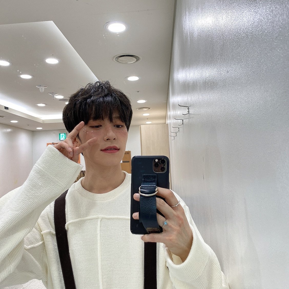 keonhee_br's tweet photo. {23.09.20} - Atualizações do #KEONHEE no @official_ONEUS 

Desde TBONTB até Airplane, muito, muito obrigado aos Moons que nos apoiaram durante essas promoções, eu amo vocês🌙💗
Vamos continuar criando memórias incríveis juntos no futuro🥰 https://t.co/gy5HEq4sqw