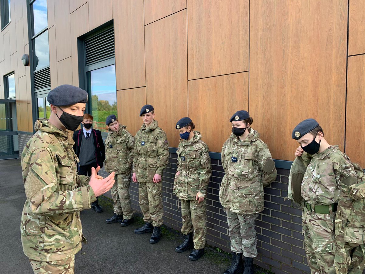 gstccf's tweet photo. A great afternoon of Leadership and promotions @KingsWoolston.

Some new JNCOs taking their first steps on the leadership ladder with promotions to Lance Corporal!

Our new recruits continue to develop their skill in foot drill.

@ShaneIerston @aircadets @ComdtAC @CCFcadets https://t.co/lXRkf1GJ0V