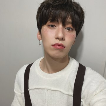 keonhee_br's tweet photo. {23.09.20} - Atualizações do #KEONHEE no @official_ONEUS 

O conceito do Keonhee de hoje...
🏔Alberto, rapaz de 16 anos que mora na Suíça❗️
O sonho dele é 🖼 mas os pais dele criam 🐏 então ele assume a fazenda!
Ah, e Patrasche é um vizinho😉

+ https://t.co/6CZOvTn4GN