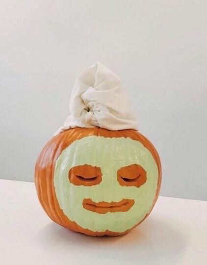 No tricks here! 
Our facials are still $20 for this month! 
Or
Add on an eyebrow wax to any regular priced service for just $5!

#facialtreatment #eyebrowwax #octoberspecials #craveict #cravebeautyacademywichitaks #wichitaskincare #StudentsInTraining #estheticianschool #wichitaks