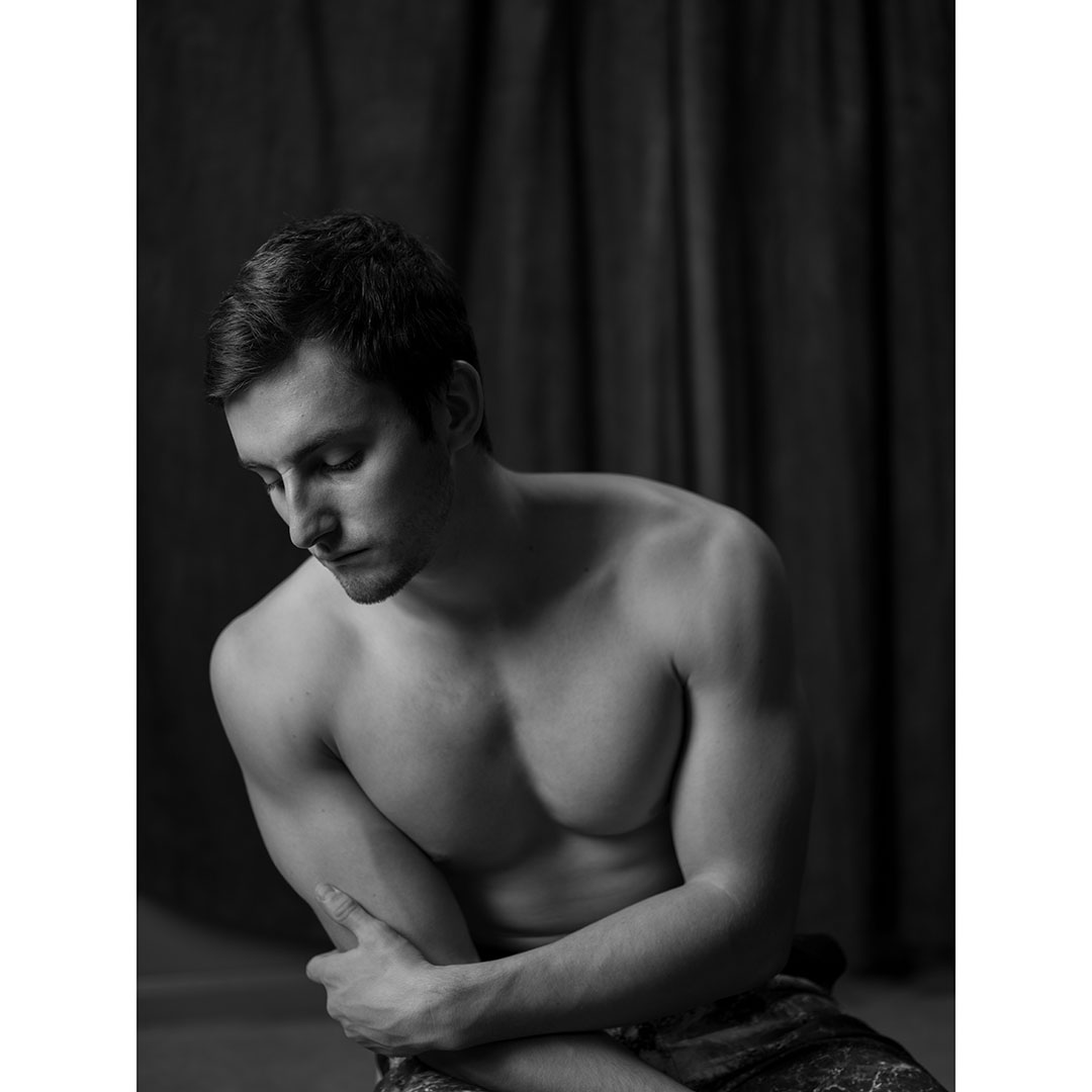 MatthewKeenanP1's tweet photo. Lewis, South Wales 2019, when life was more simple. @gymandotherthings #nototoxicmasculinity #docphotUSW #blackandwhiteportrait #documentaryphotography https://t.co/7xhTai4oGC