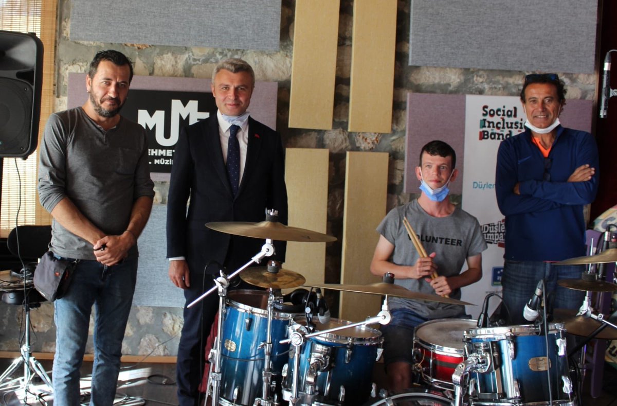 2️⃣ Kaymakamımız Sayın @sabanardayazici Türkiye’de engellilere yönelik en geniş kapsamlı yaşam alanı olarak oluşturulan Düşler Akademisinde yapılan çalışmaları hayranlıkla müşahede ettiğini belirterek yapılan çalışmalarda her daim destekçileri olacağını ifade etti.