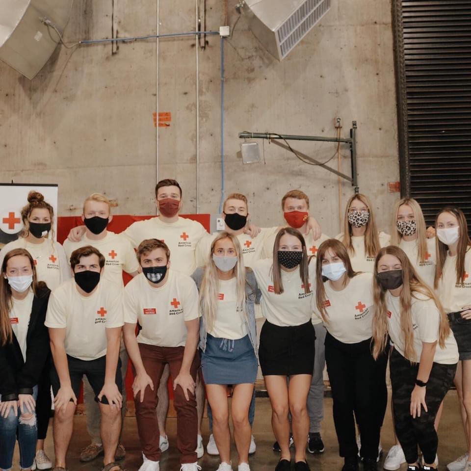 ISU_BloodDrive's tweet photo. And for our final numbers....the Fall 2020 blood drive had a grand total of 1,053 donors over the past 3 days! That’s 3,159 lives saved in all. Wow. ❤️🩸

Big thank you to our amazing co-directors, our hard working executive teams, and our wonderful sponsors and donors! 🤩 https://t.co/OHXt9RDNRC