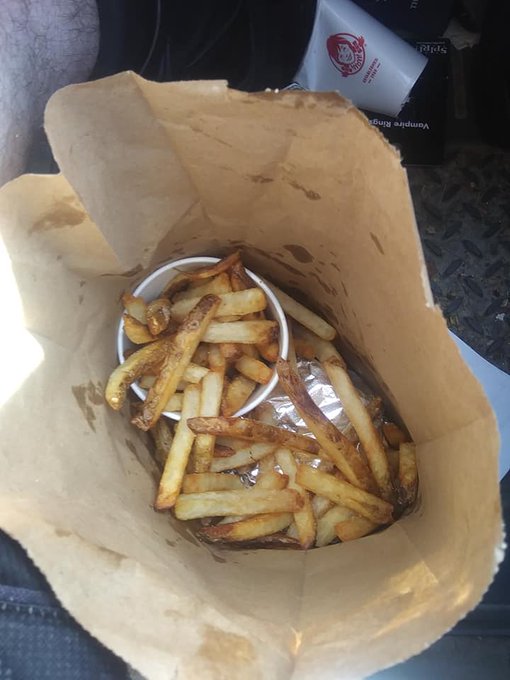 i give @FiveGuys a solid 10/10 for Cajun Style fries and Five Guys Style fries, but an 8/10 for the burger<a class="tags" target="_blank" title="On Twitter" href="/?out=eyJ0eXAiOiJKV1QiLCJhbGciOiJIUzUxMiJ9.eyJpYXQiOjE3MjYzODQ1NDMsImlzcyI6InR3cG9ybnN0YXJzLmNvbSIsIm5iZiI6MTcyNjM4NDU0MywiZXhwIjoxNzU3OTIwNTQzLCJyZWRpcmVjdF91cmwiOiJodHRwczovL3R3aXR0ZXIuY29tL0ZpdmVHdXlzIn0.Diu9eyJstIzEjQJboktqQnwnOjSgdYfffOWSHSir_5yl1BC2kKF16ZdyL1unQhdgTOVHtMkksm_VZLKczmUlag">@FiveGuys</a><a href="/tag/ps4share"class="tags"><span>#ps4share</span></a><a href="/tag/deathstrandingphotomode"class="tags"><span>#deathstrandingphotomode</span></a>