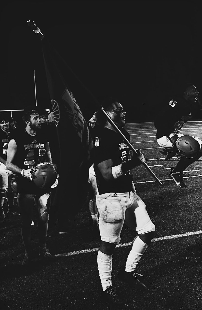 No matter what my future holds, I gave it my all.. Thank you. 

-🔟

Career tape. #TrojanPride

hudl.com/v/2EQ6uu