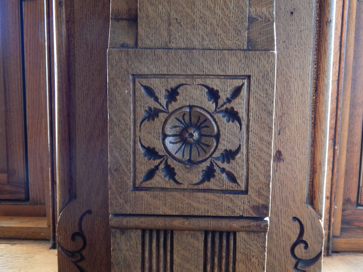Cerydwyn13's tweet photo. I've spent hundreds of hours in Willard Library researching and sometimes just enjoying the skilled woodwork and beauty. #WillardLibrary #historiclibrary #library https://t.co/S25Q3mwfvj