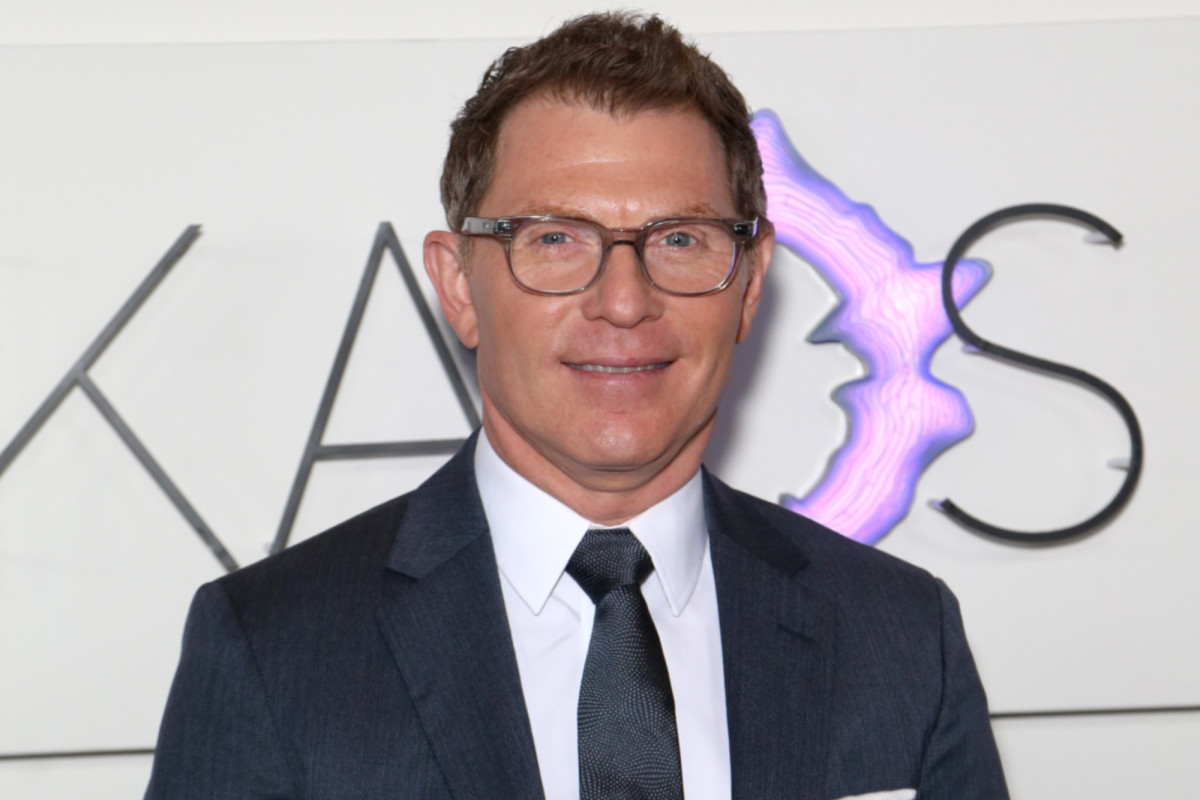 Bobby Flay sings \Happy Birthday\ for guest at Melba Wilson\s Harlem eatery  
