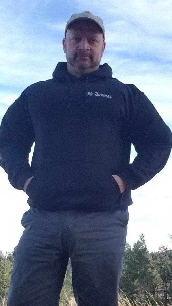 bodybyruss's tweet photo. @andrewgoplaces I can get away with it because although I'm no millennial, I'm not a boomer either. I'm a proud gen-ex'er 🥴 now if I could just take a decent picture... 🙄 https://t.co/taNqBwEOba