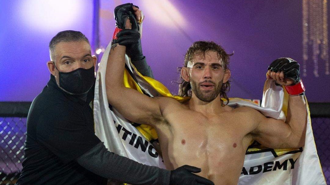 CES MMA (@cesmma) on Twitter photo 🚨 Top #Connecticut prospect @EddyGeorge_mma makes it 2️⃣ for 2️⃣ as a pro with another FAST knockout TONIGHT at @CrownePlazaRI, LIVE only on <a href="/UFCFightPass/">UFC FIGHT PASS</a>!
WATCH ➡️ ufcfightpass.com 🚨 Top #Connecticut prospect @EddyGeorge_mma makes it 2️⃣ for 2️⃣ as a pro with another FAST knockout TONIGHT at @CrownePlazaRI, LIVE only on <a href="/UFCFightPass/">UFC FIGHT PASS</a>!
WATCH ➡️ ufcfightpass.com