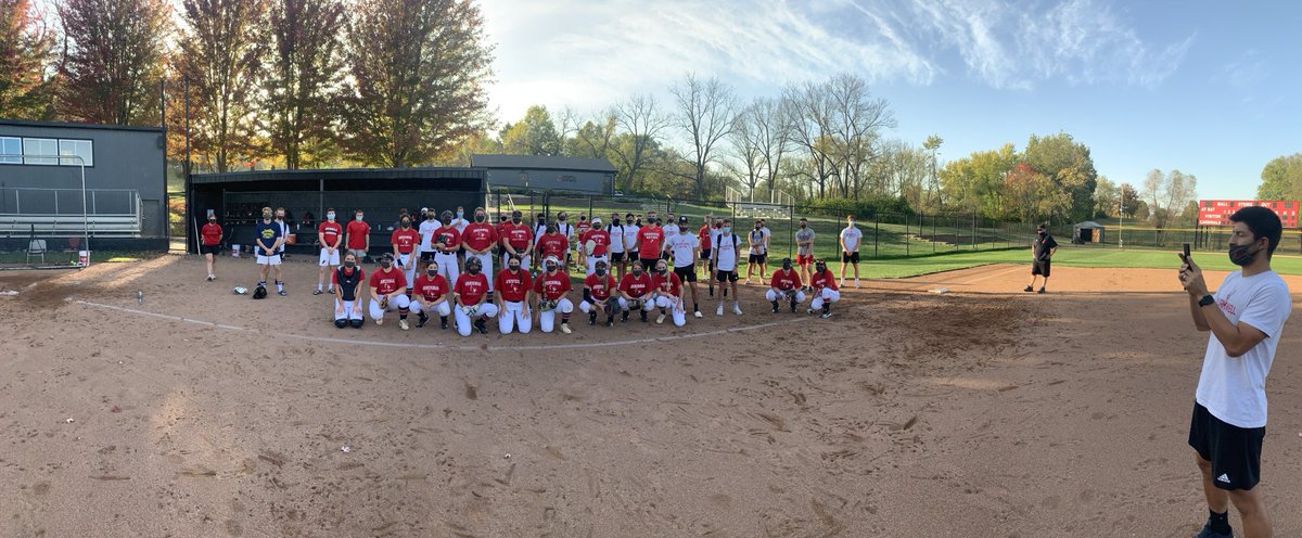 JewellMSoccer's tweet photo. We took time off from training today to work on our inner self growth by supporting and encouraging our fellow Cardinals. ⁦@JewellCardinals⁩ ⁦#defendthenest https://t.co/ZNO9dMGC6h