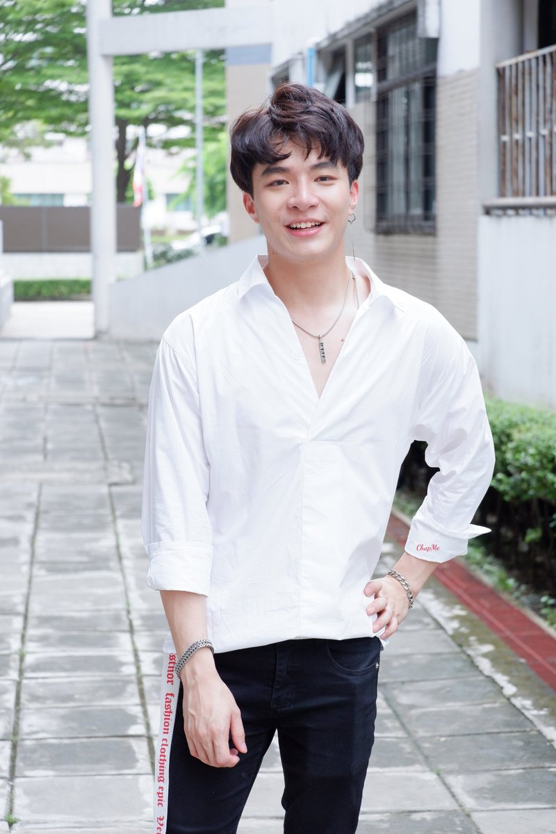 ChapmeC's tweet photo. 🌍🌏🌎Many​ people​ miss​ you​ KhunDin... He​ is​ not​ Baby​ Earth​ but​ He​ is​ KhunDin​🌍🌏🌎

#khundin​ #Earthlings​ #BenEarth​ #อะลิตเติ้ลเอิร์ธ https://t.co/34Ulea2jFW