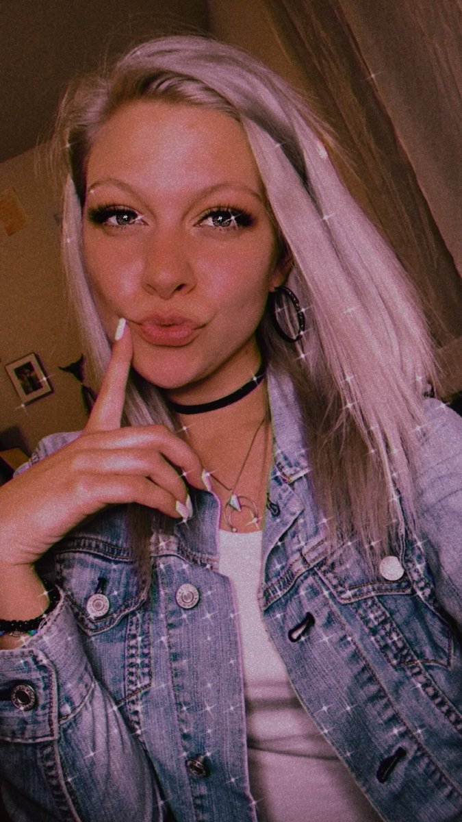 UrMainPritchh's tweet image. If I could live in this filter, I'd be content. ✨
