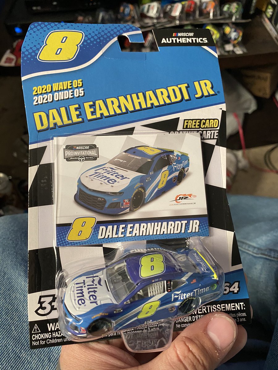 Dustola_1985's tweet photo. How about a giveaway R/T to be eligible to win this @DaleJr die-cast 🏁 winner will be picked in a couple days 😎 #NASCAR #4MyFriends https://t.co/OzT4khirr5