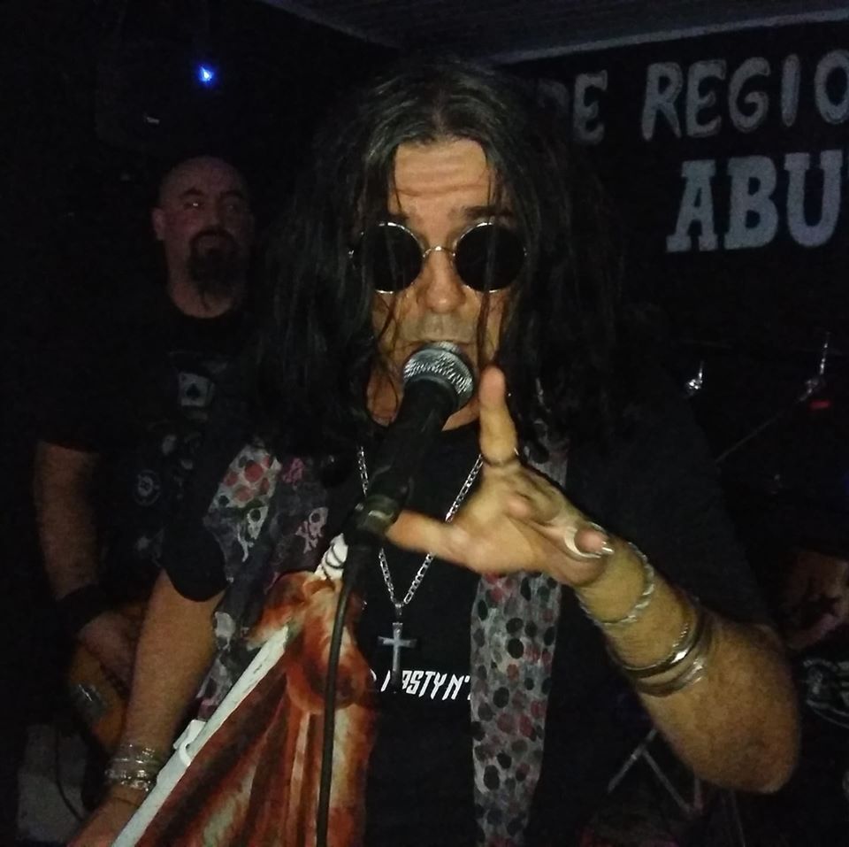 Miro_Cheyenne's tweet photo. #BillboardTNT 

Me acham parecido com Ozzy Osbourne! https://t.co/uToTmuuAKQ