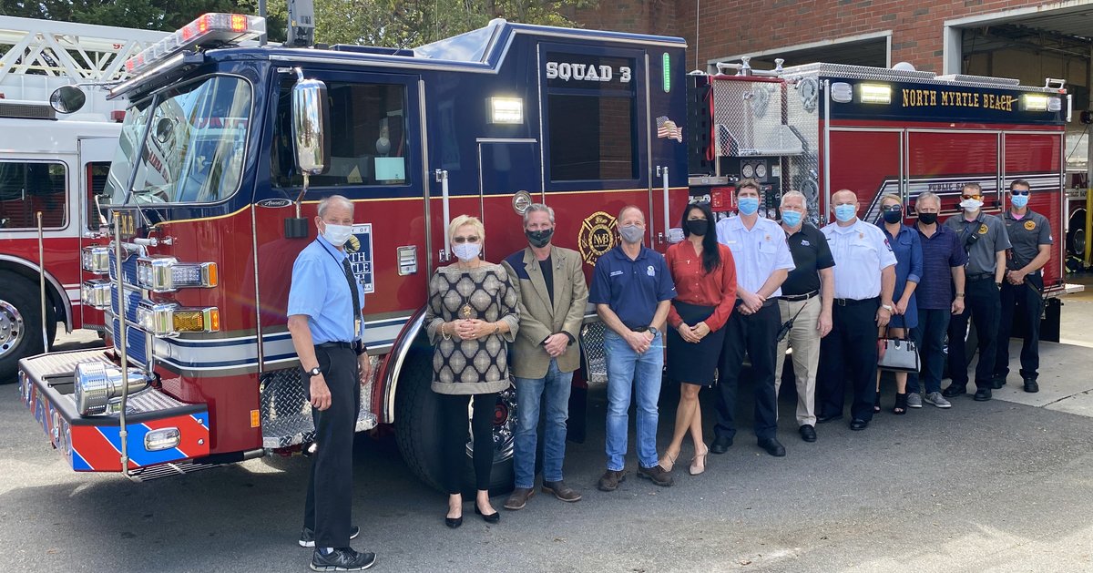 North Myrtle Beach welcomed a 2020 Pierce Arrow XT 1500GPM pump fire engine today. The new engine will be housed at the Windy Hill Fire Station. The new fire engine replaces a 2000 KME that reached its frontline service capacity. The old fire engine becomes a reserve engine.
