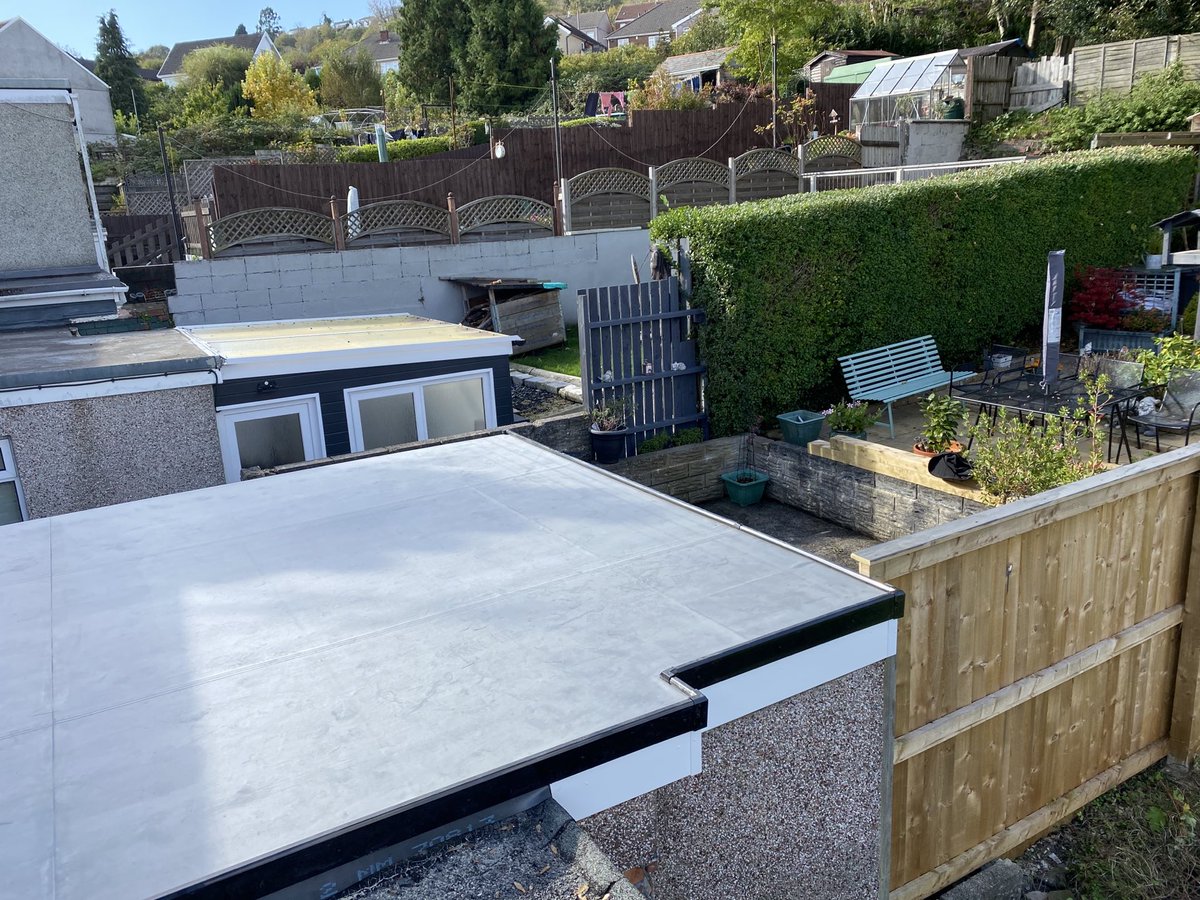 Dsaundersroofin's tweet photo. Rubber flat roof today https://t.co/cCoUpcdr3V