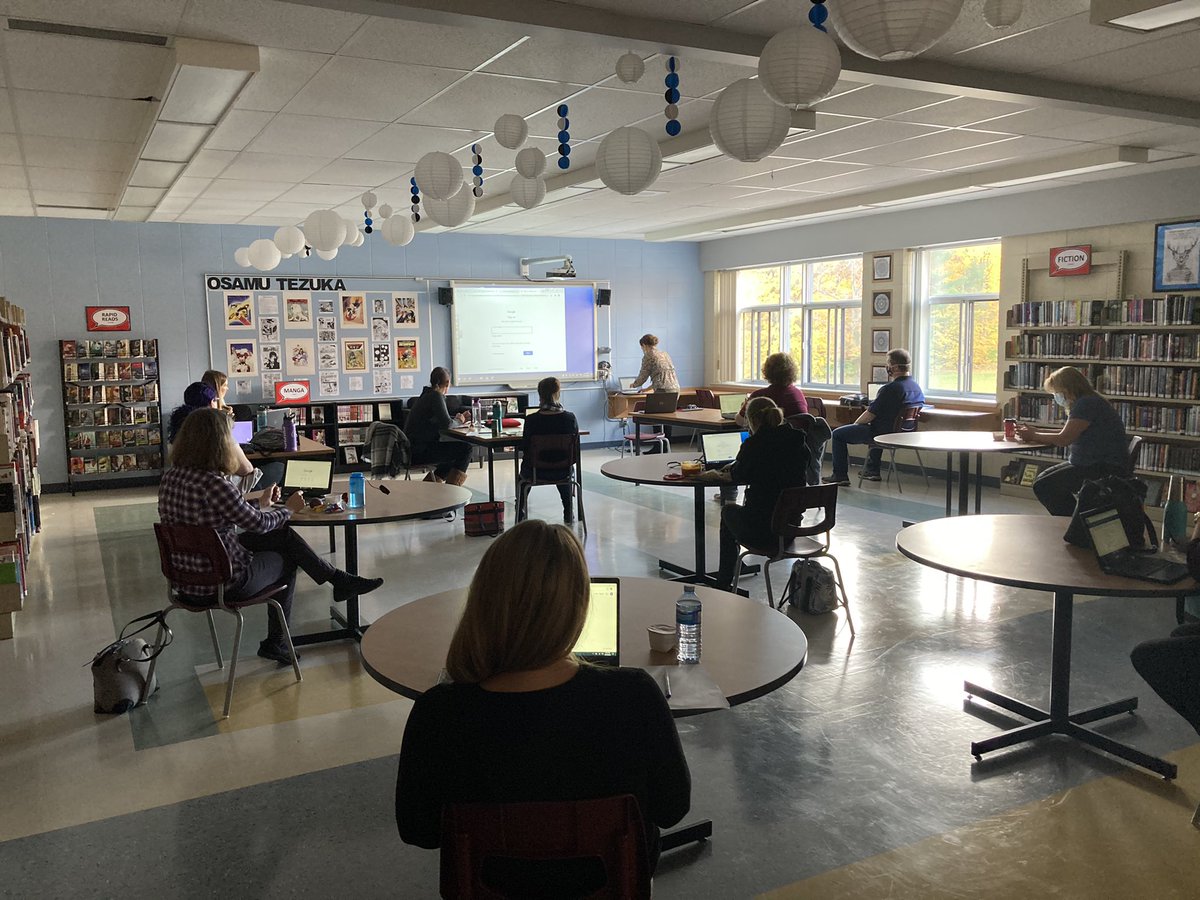 WestwoodJunior's tweet image. Thank you to Ms. Maria Lanzetta for her amazing workshop on Distance Learning @WestwoodJunior! #foreducatorsbyeducators #wildcatspride #expertsinthehouse