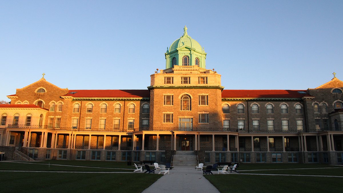 IUMightyMacs's tweet photo. Soon...
tomorrow we get to begin welcoming our Mighty Macs back to campus with campus looking beautiful as ever for the occasion! Stay safe Mighty Macs!
#gomacs #WelcomeBackMacs #MacsMaskUp #MightyChoicesForMightyMacs
@ImmaculataU @IU_Alumni @StudentLifeIU https://t.co/hN8FBxQnLT