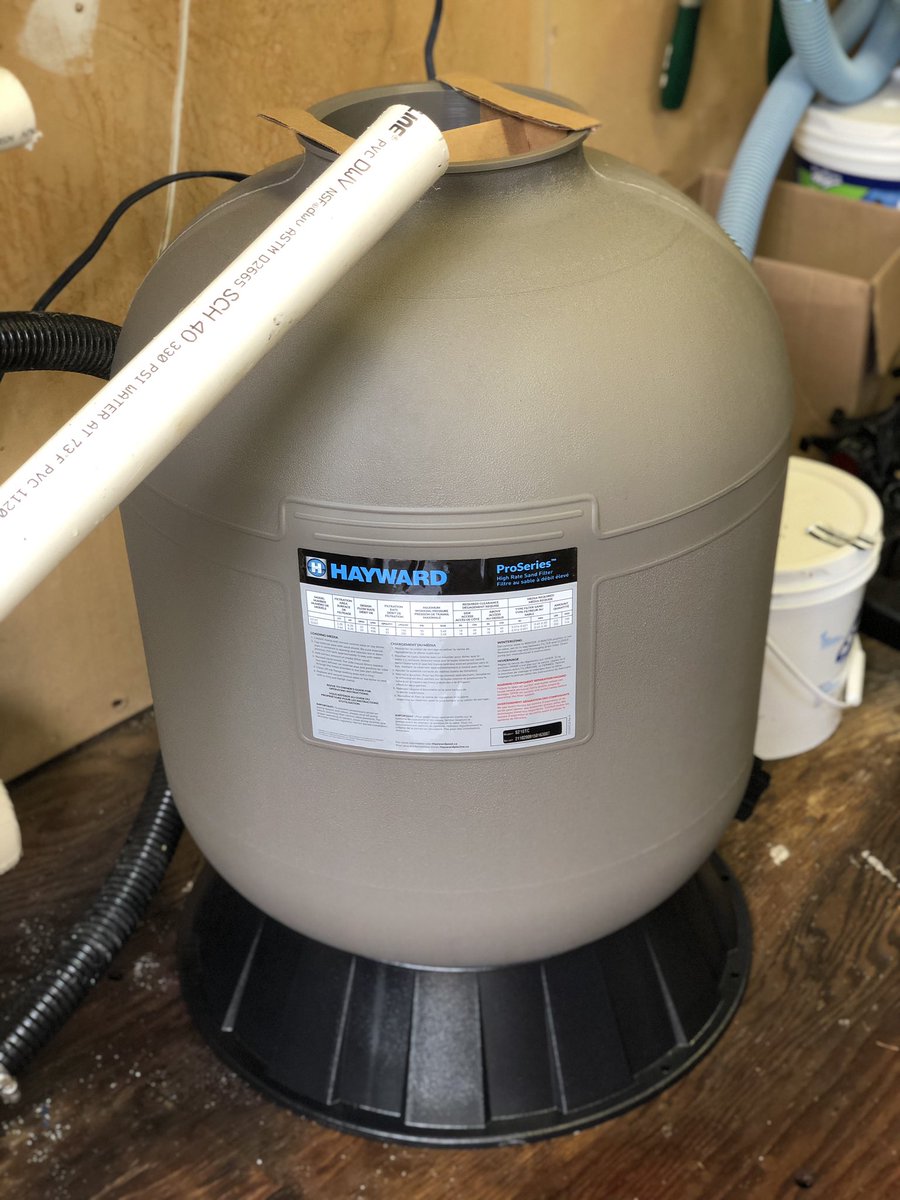 SwimBluePools's tweet image. Installing a new @HaywardPool Filter! #poolmaintenance #poolcare #swimmingpool