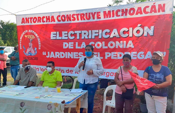 MovAntorchamich's tweet photo. Antorchistas de Gabriel Zamora logran aplicación de un millón de pesos en electrificación
#AntorchaGestiona 

Más información en nuestra página de Facebook
➡️https://t.co/FmEfekzPSY https://t.co/eFiJaPibNH