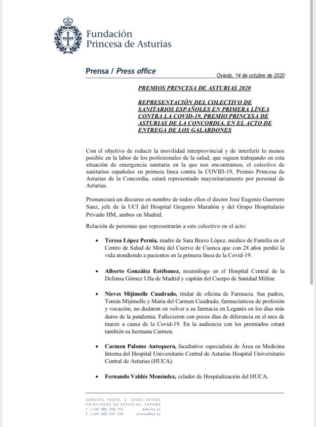 Nopanaden's tweet photo. Me parece estupenda la representación del colectivo sanitario para recoger el premio a la concordia de los #PremiosPrincesadeAsturias
Del primero al último. https://t.co/MUaWXGxB01