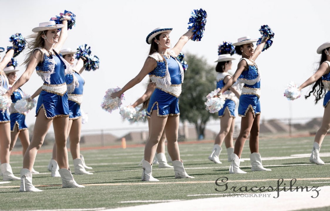 JadynnScott's tweet photo. Doing what I love with the people I love 💙 https://t.co/z3iSaVioNn