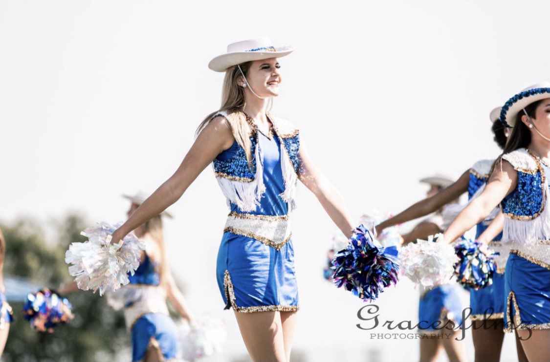JadynnScott's tweet photo. Doing what I love with the people I love 💙 https://t.co/z3iSaVioNn