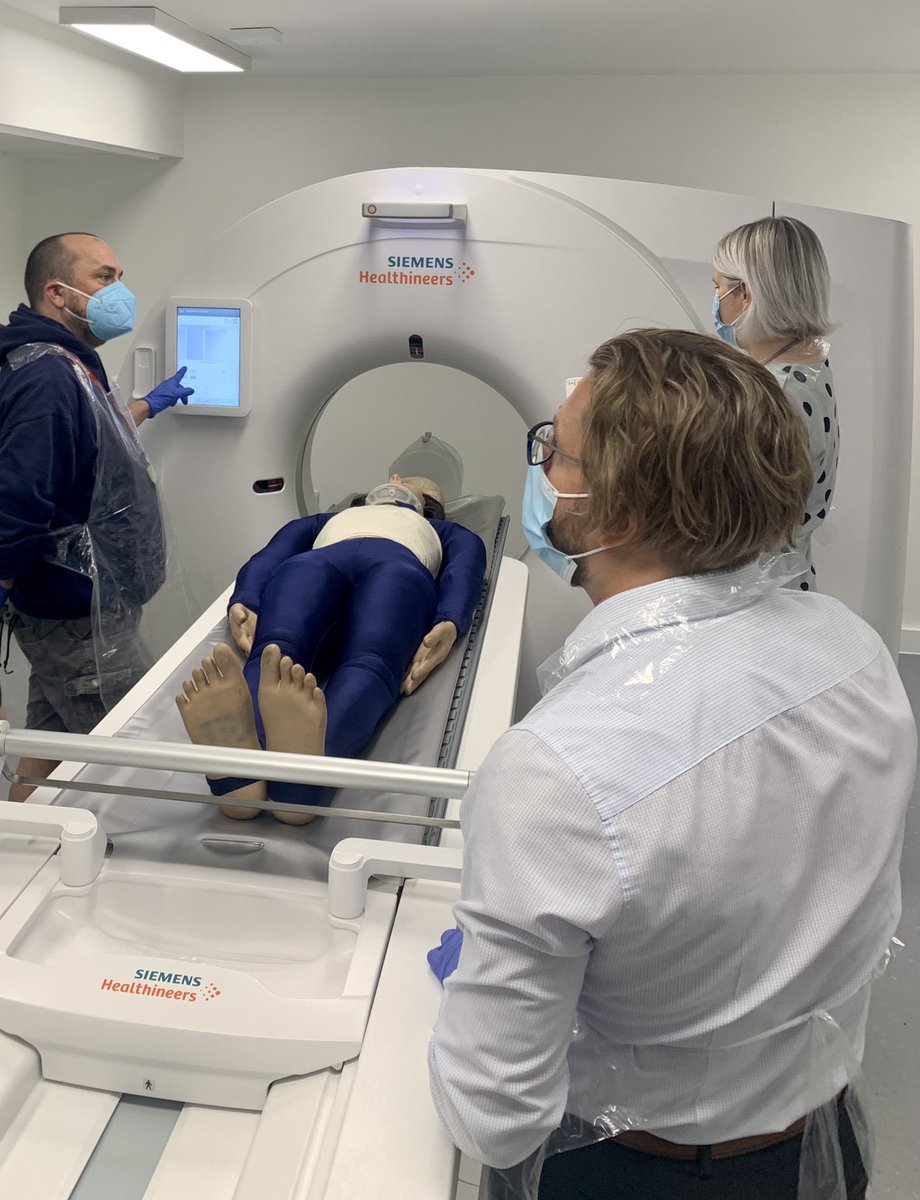 SimonBowersUWE's tweet photo. Siemens CT Apps training @UWEBristol Exciting times, a great new resource for our students https://t.co/JreIWRekT6