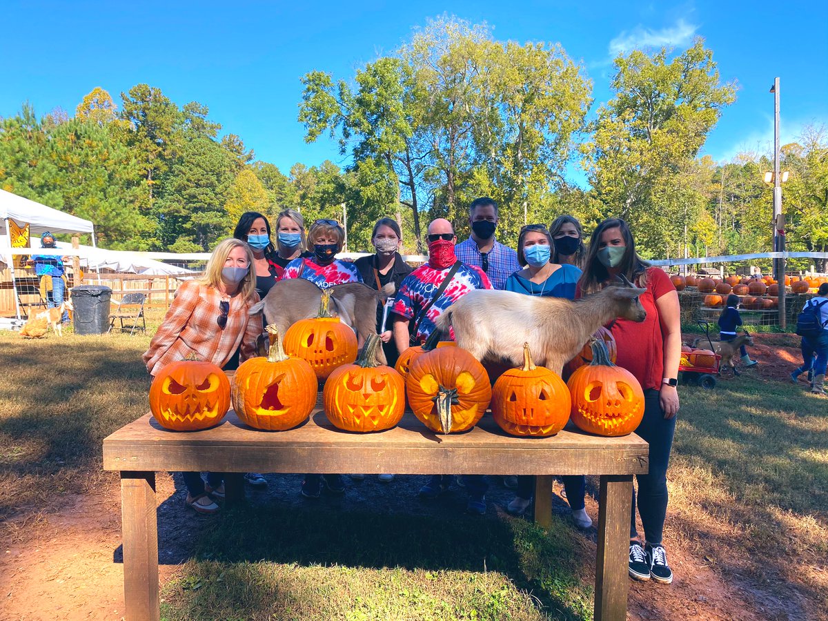 HollyHedrick1's tweet photo. In true @CamdenLiving fashion, the Raleigh CM’s had fun before we got to business today at our CM meeting. Carving pumpkins with goats should always be a thing!🎃🐐 #camfam #AROC https://t.co/t1BFfN5Cv9