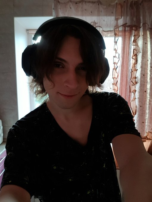 3 pic. ?

#femboy #gay #cuteboy #sissy #newhalf #trap #FlyMyRa https://t.co/rYHUJPz4E9