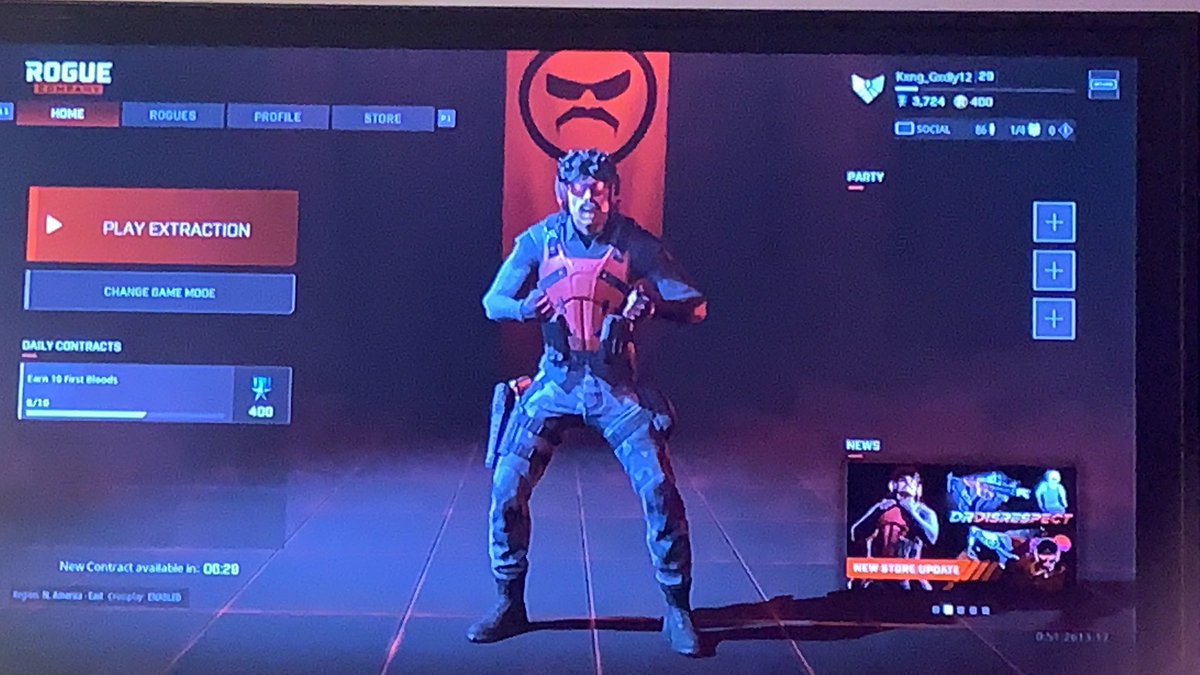OmarionNewson's tweet photo. @drdisrespect @RogueCompany I’m loving your skin @drdisrespect and I’m love watching your streams and videos https://t.co/1nFaz0AIOl