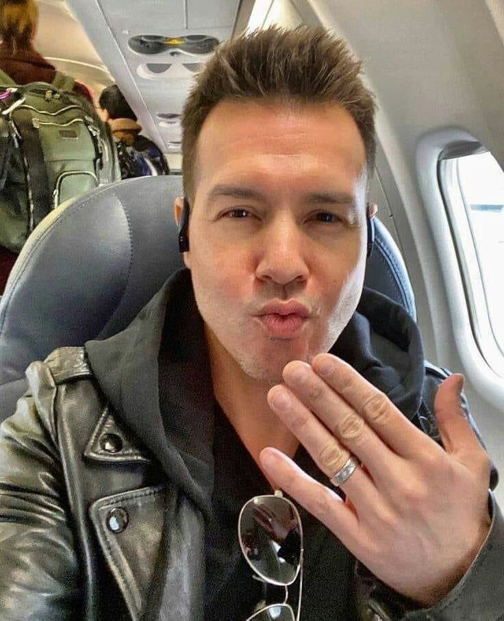 Happy birthday Jon Seda! I hope your day has been wonderful. love you 