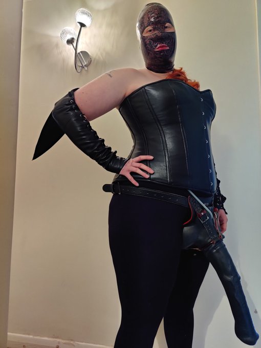 Try and focus on my eyes! I can just see you now looking at my monster bad dragon chance cock #anal #dildo<a href="/tag/mistress"class="tags"><span>#mistress</span></a><a href="/tag/anal"class="tags"><span>#anal</span></a><a href="/tag/strapon"class="tags"><span>#strapon</span></a><a href="/tag/dildo"class="tags"><span>#dildo</span></a><a href="/tag/baddragon"class="tags"><span>#baddragon</span></a>